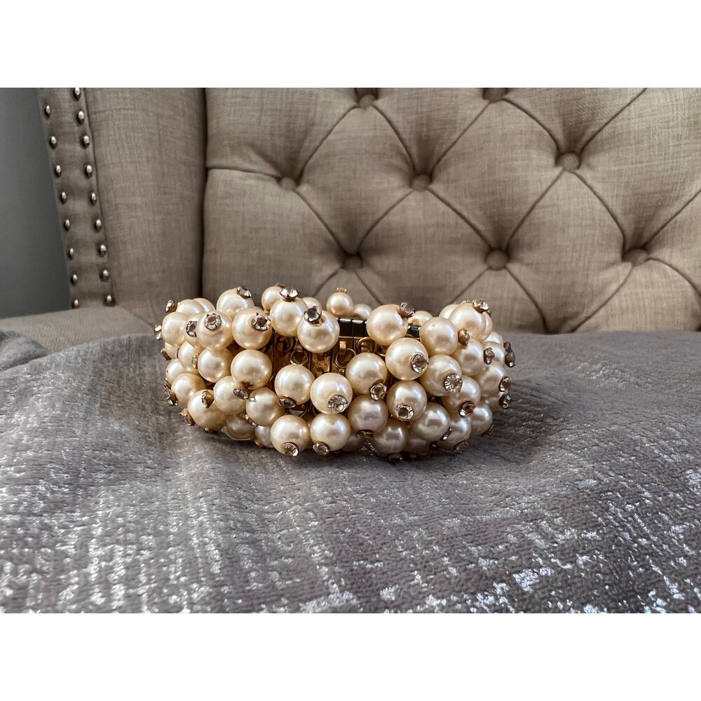 Vintage Bracelet, Gold Tone, Pearls, Rhinstone, Stretchy, Glam, 70s 80s